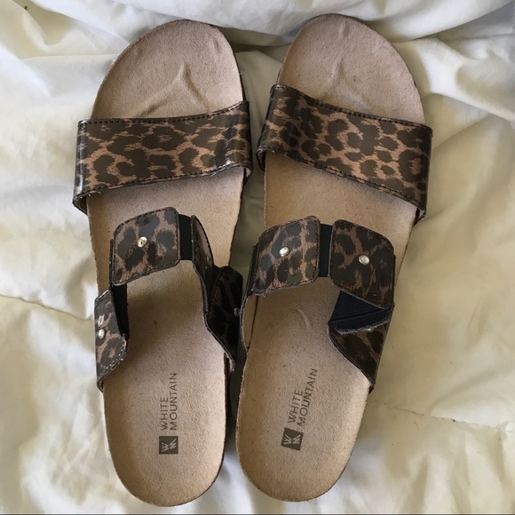 white mountain leopard sandals